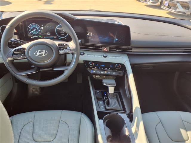 2025 Hyundai ELANTRA Hybrid Limited
