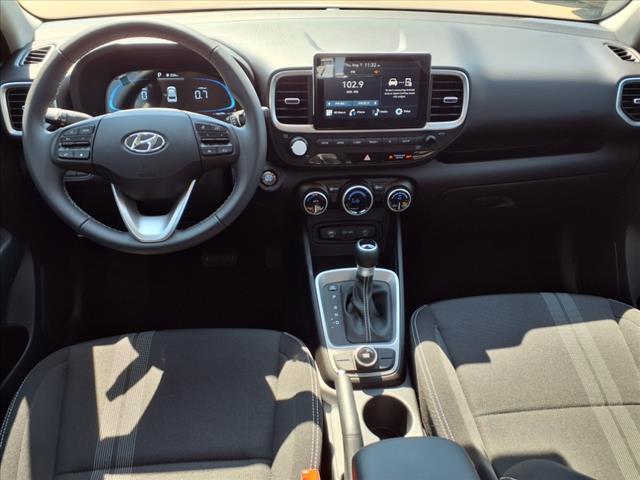 2025 Hyundai VENUE SEL