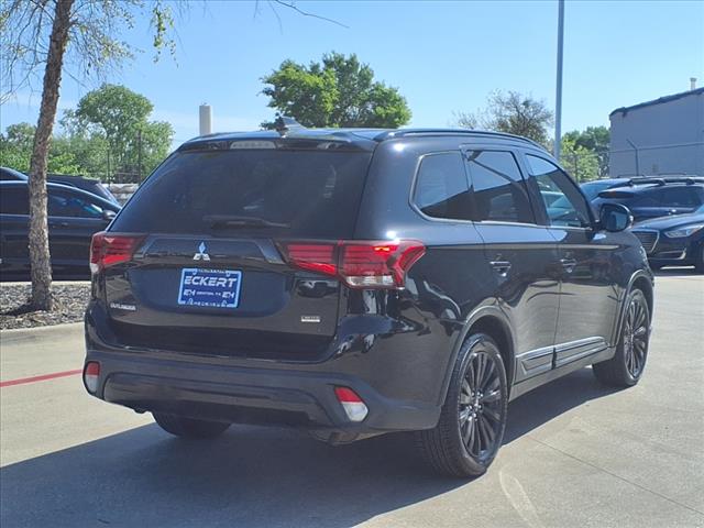 2020 Mitsubishi Outlander SE