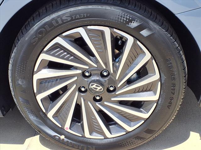 2025 Hyundai SONATA Hybrid Limited