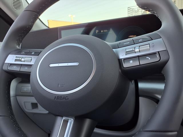 2025 Hyundai KONA SEL