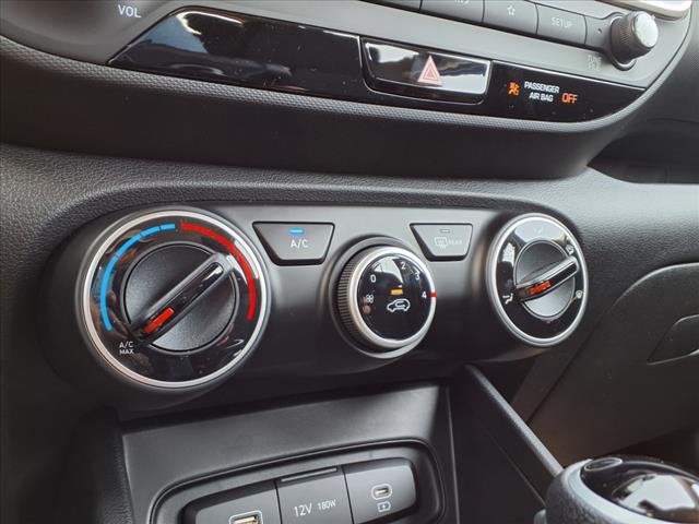 2025 Hyundai VENUE SE