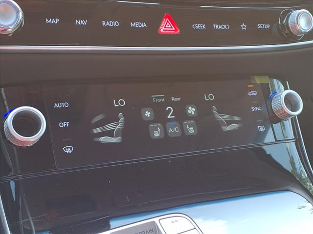 2026 Genesis GV70 2.5T Standard