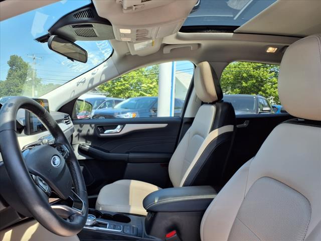 2022 Ford Escape SEL