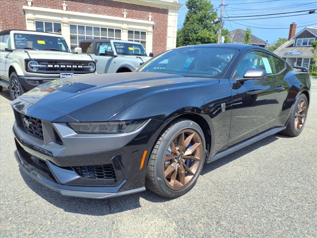 2025 Ford Mustang Dark Horse