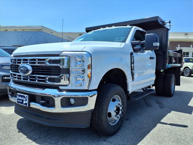 2025 Ford F-350 Super Duty XL