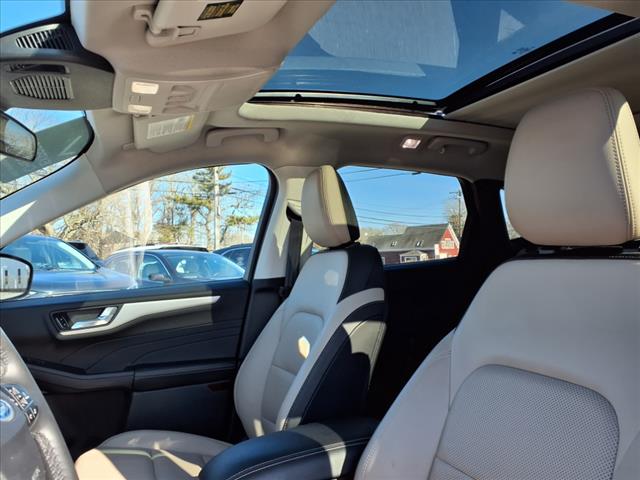 2021 Ford Escape SEL