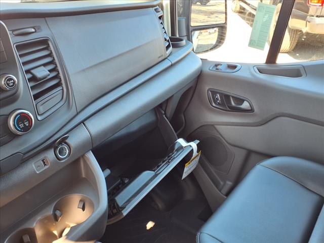 2024 Ford Transit 250