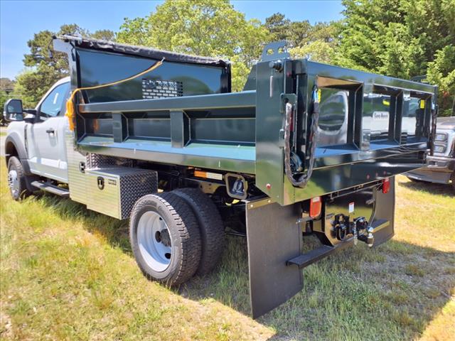 2025 Ford F-550 Chassis Cab 