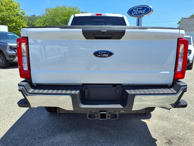2025 Ford F-350 Super Duty XLT