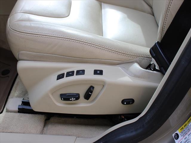 2016 Volvo XC60 T6 Drive-E:14723