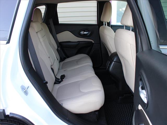 2016 Jeep Cherokee Latitude 4WD:14750