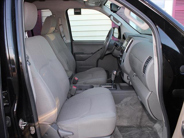 2016 Nissan Frontier Crew Cab SV 4WD:14727