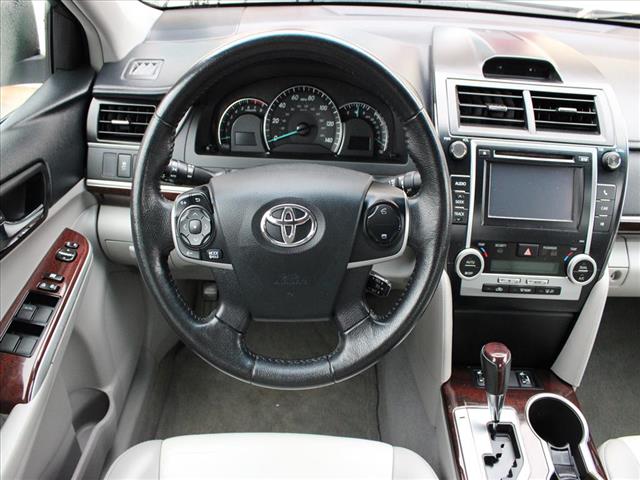 2012 Toyota Camry XLE:14710