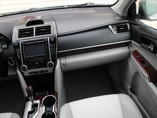 2012 Toyota Camry XLE:14710
