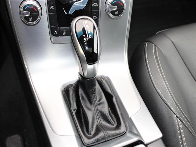 2018 Volvo S60 T5 Dynamic AWD:14735