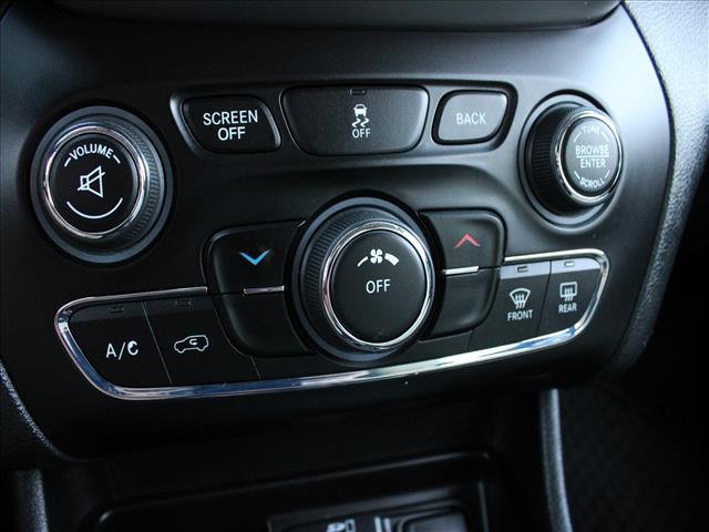 2016 Jeep Cherokee Latitude 4WD:14750