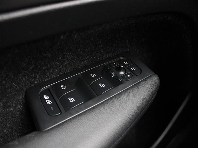 2020 Volvo XC40 T5 Momentum AWD:14716