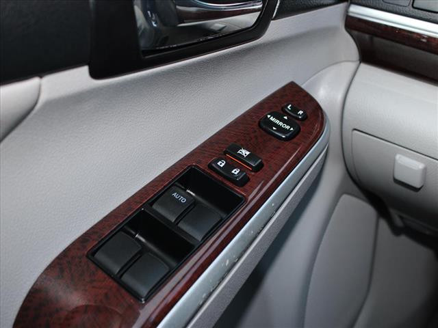 2012 Toyota Camry XLE:14710