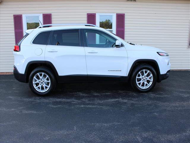 2016 Jeep Cherokee Latitude 4WD:14750