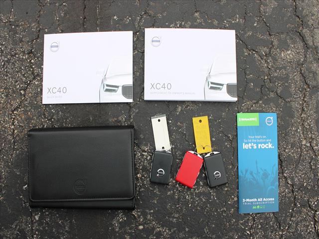 2020 Volvo XC40 T5 Momentum AWD:14716