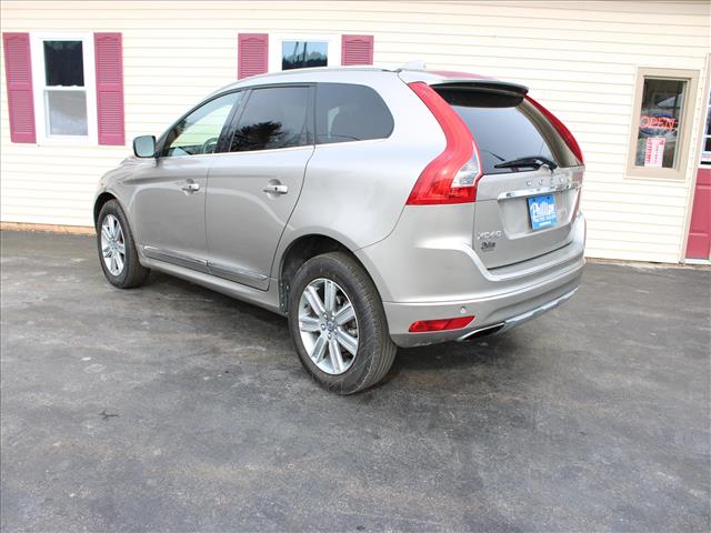 2016 Volvo XC60 T6 Drive-E:14723