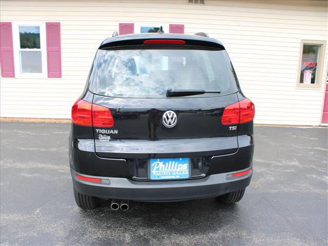 2017 Volkswagen Tiguan 2.0T S:14760