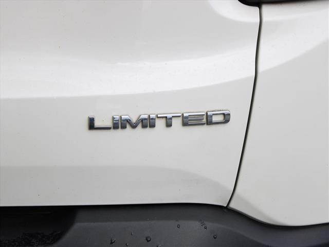 2015 Jeep Renegade Limited 4WD:14705