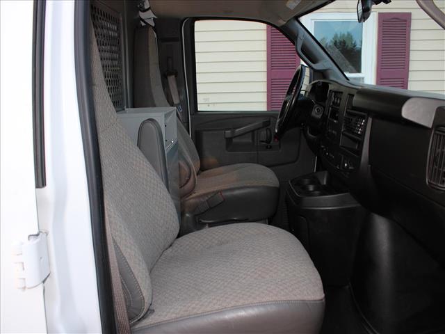 2022 Chevrolet Express 2500:14725