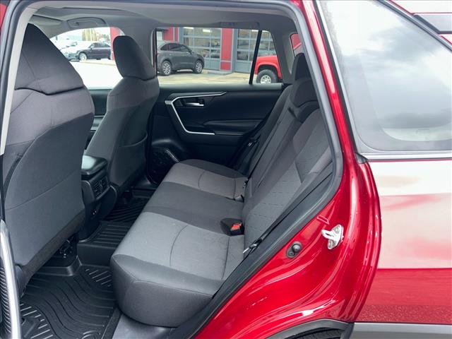 2019 Toyota RAV4 XLE:KC005032