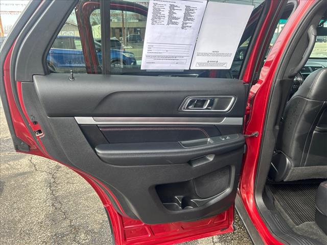 2016 Ford Explorer Sport:GGC39491