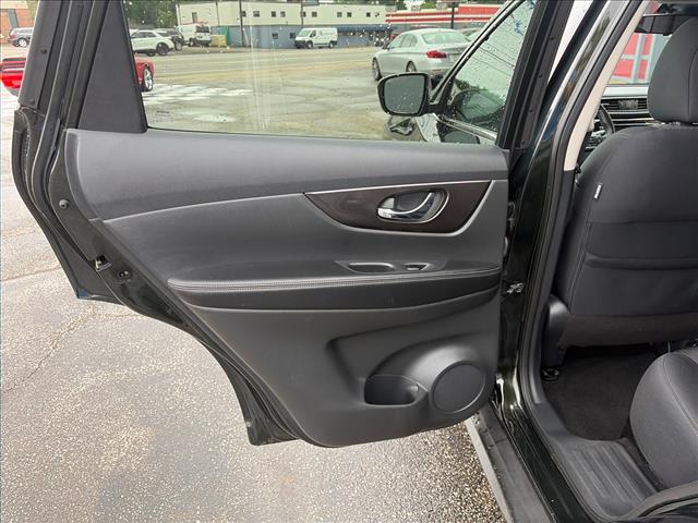 2019 Nissan Rogue SV:KC798857