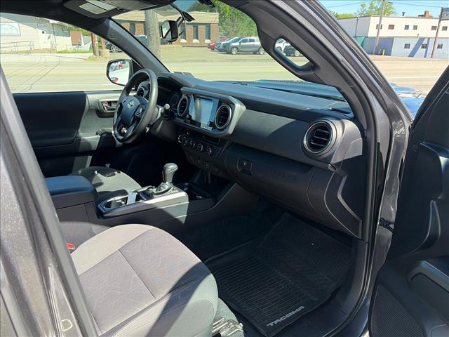 2017 Toyota Tacoma TRD Sport:HX048431