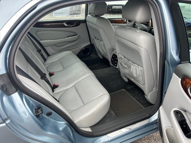 2006 Jaguar XJ XJ8 L photo 12