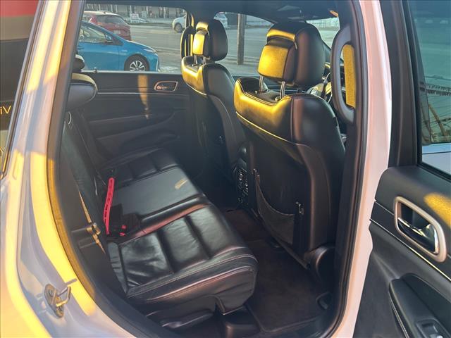 2017 Jeep Grand Cherokee Limited:HC618595