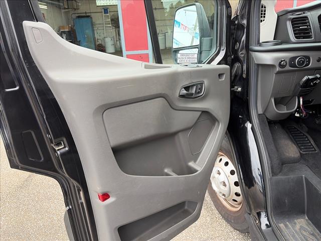 2021 Ford Transit 350 HD:MKA33311