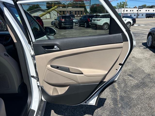 2018 Hyundai Tucson SEL photo 12