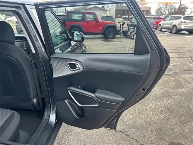 2024 Kia Soul LX:R7916084