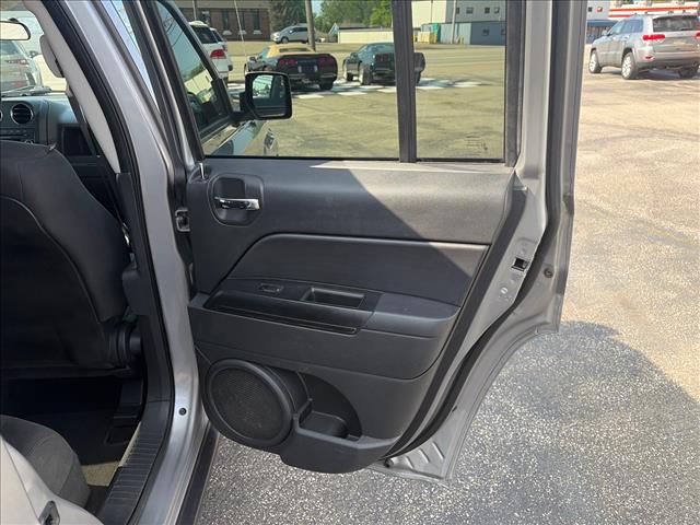 2015 Jeep Patriot Latitude:FD291345