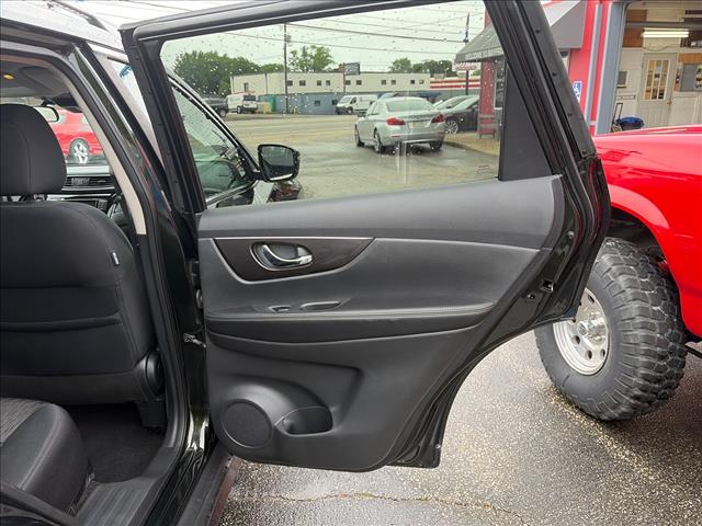 2019 Nissan Rogue SV:KC798857