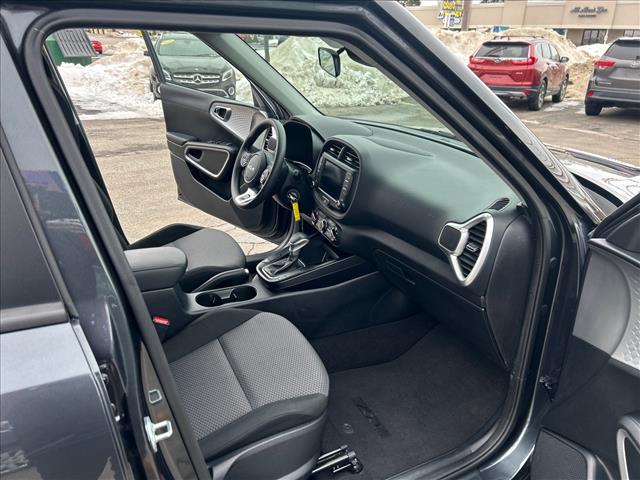 2024 Kia Soul LX:R7916084