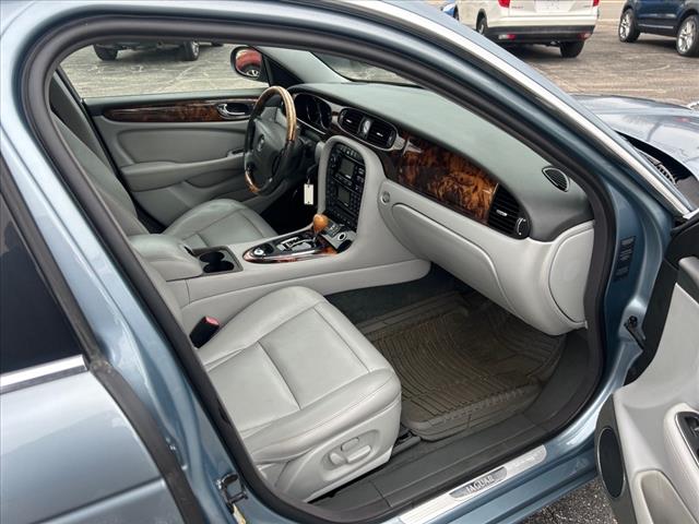 2006 Jaguar XJ XJ8 L photo 14