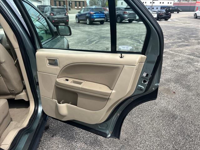 2005 Ford Freestyle SE:5GA38765