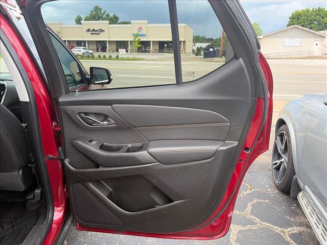 2020 Chevrolet Traverse LT Leather:LJ187403
