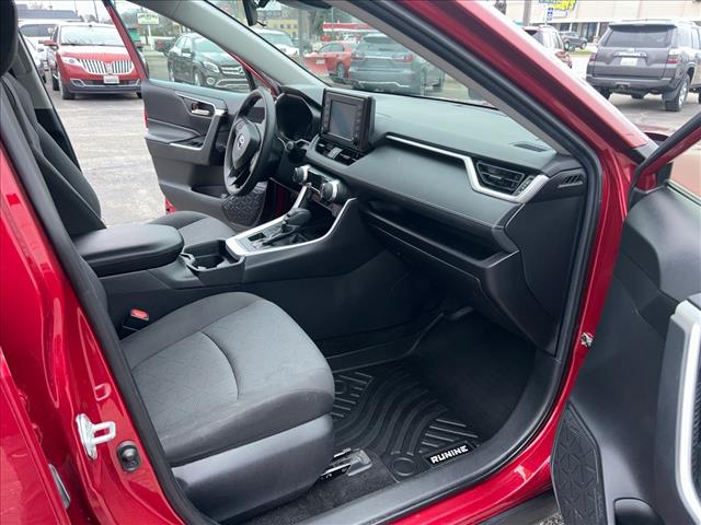 2019 Toyota RAV4 XLE:KC005032