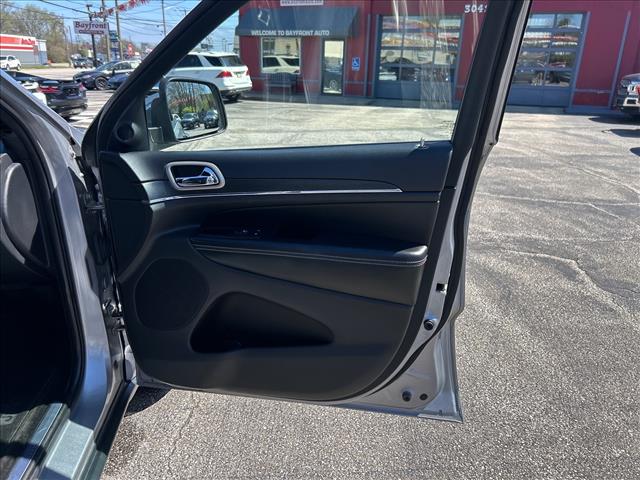 2015 Jeep Grand Cherokee Limited:FC852215