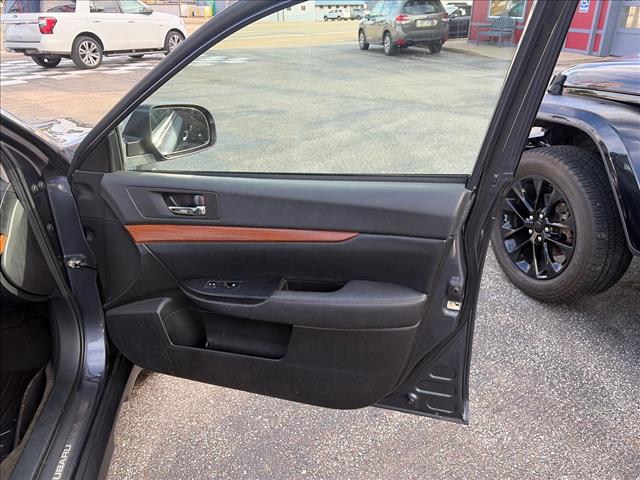 2014 Subaru Outback 2.5i Limited:E3255528