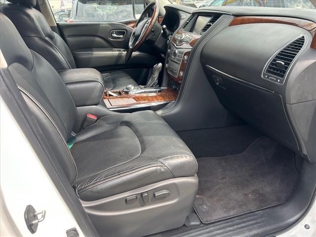 2019 Infiniti QX80 Luxe photo 15