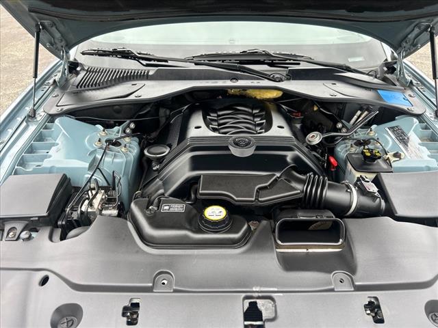 2006 Jaguar XJ XJ8 L photo 16