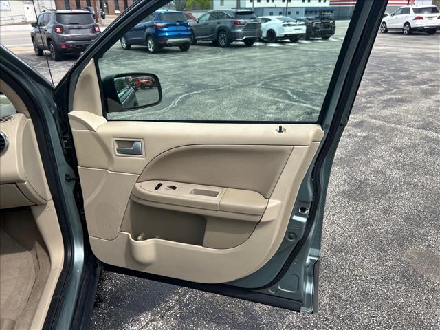 2005 Ford Freestyle SE:5GA38765